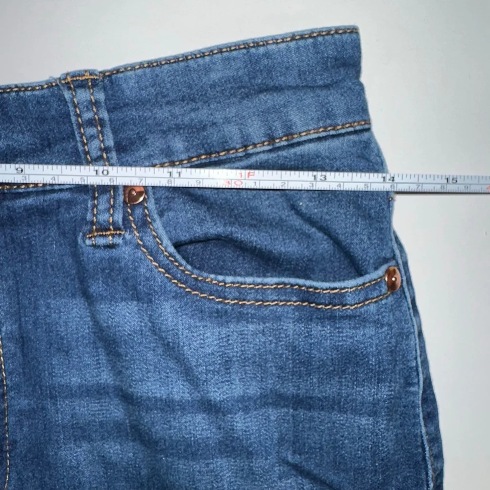Women's Blue Skinny Jeans Size 28X26 Brown Stitch No Tag Measurements in photos